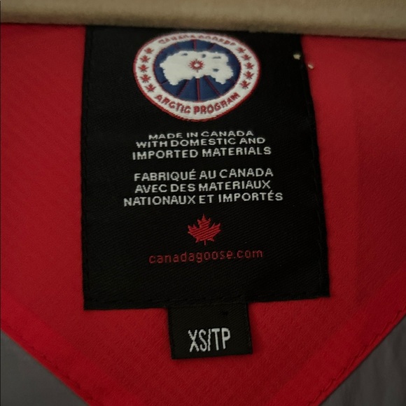 Canada Goose Red Puffer Jacket - Picture 5 of 6